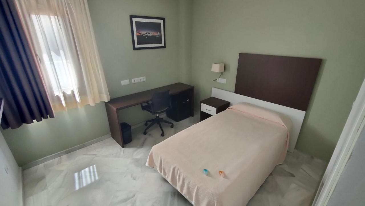 Hotel La Parra Jerez de la Frontera Luaran gambar
